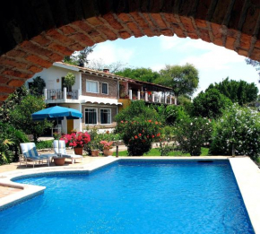 Los Dos B&B Villas  Хокотепек